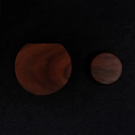 Knobs  |  Morado